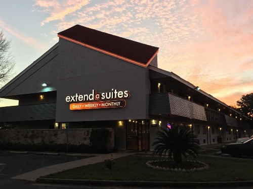 Extend-a-Suites Mobile North image 1